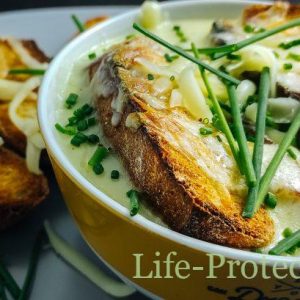 Supa frantuzeasca de praz cu cartofi si smantana